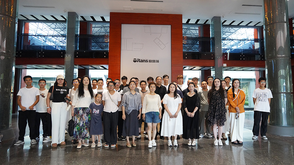 尊龙凯时喜迎陇原贵宾 共话全球『智』造蓝图